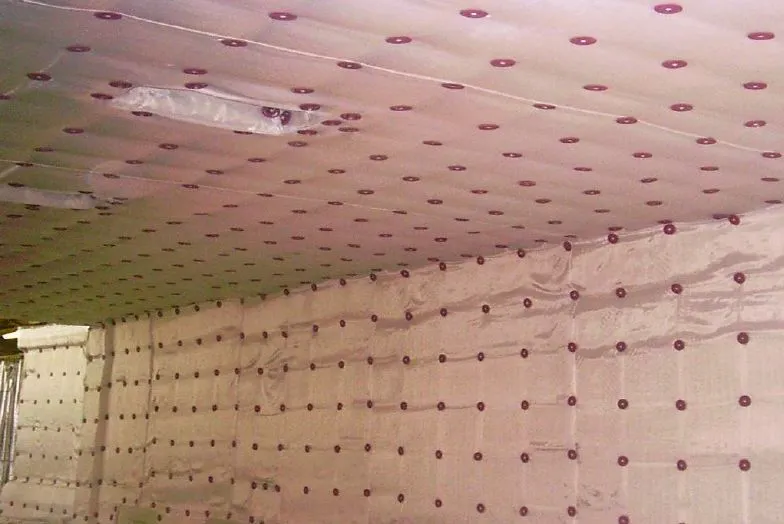 Industrial insulation article